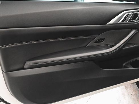 Used 2023 BMW M4 xDrive Competition w/ Executive Package AWD/4WD image 8