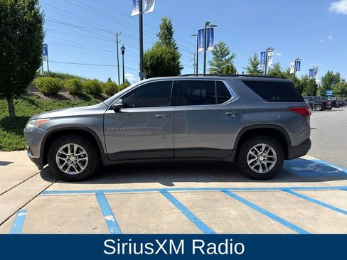 Used 2019 Chevrolet Traverse LT FWD image 6
