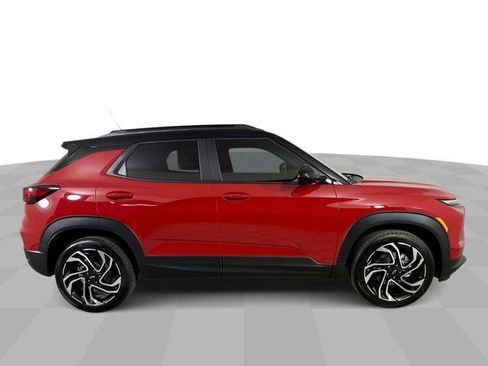 New 2026 Chevrolet TrailBlazer RS w/ Convenience Package FWD image 9