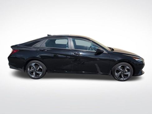 Certified 2023 Hyundai Elantra SEL w/ Convenience Package FWD image 8