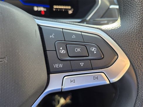 Certified 2022 Volkswagen Tiguan S image 24