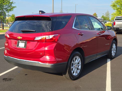 Used 2020 Chevrolet Equinox LT w/ LPO, Floor Liner Package FWD image 8