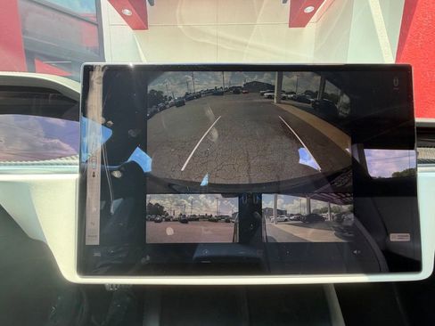 Used 2022 Tesla Model S Plaid AWD/4WD image 19