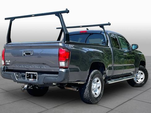 Used 2019 Toyota Tacoma SR AWD/4WD image 13