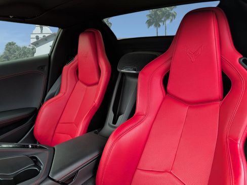 Used 2024 Chevrolet Corvette Stingray Convertible w/ 1LT RWD image 23