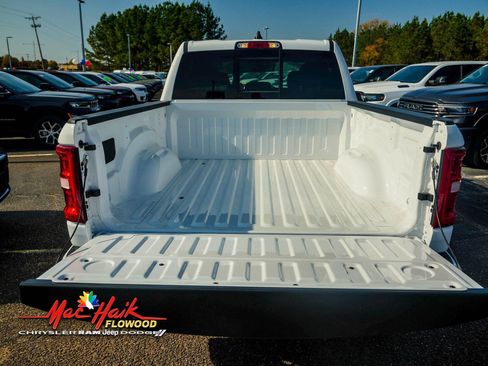 New 2026 RAM 1500 Big Horn AWD/4WD image 7