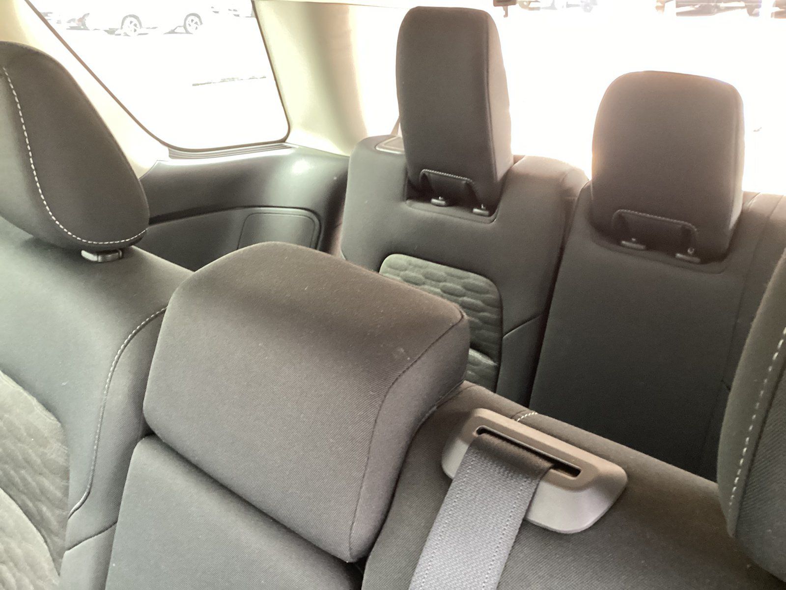 Used 2024 Nissan Pathfinder SV AWD/4WD image 15