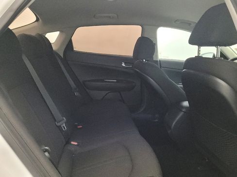 Used 2019 Kia Optima LX FWD image 19