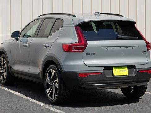 Used 2024 Volvo XC40 B5 Ultimate w/ Protection Package Premier AWD/4WD image 53