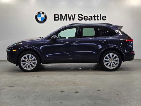 Used 2017 Porsche Cayenne image 3