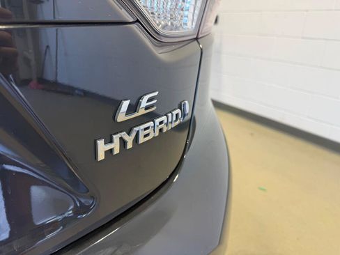 Certified 2024 Toyota Corolla LE AWD/4WD image 15