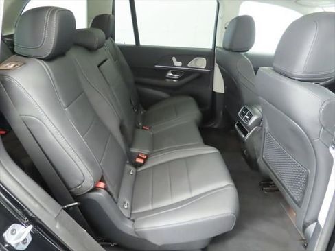 New 2026 Mercedes-Benz GLS 450 4MATIC image 22