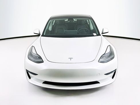 Used 2022 Tesla Model 3 Long Range image 2