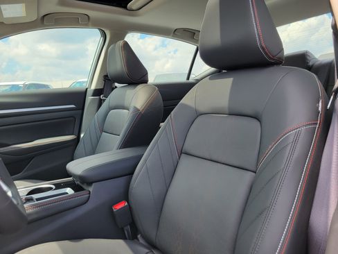 New 2025 Nissan Altima 2.5 SR image 31