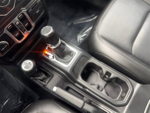 Used 2023 Jeep Wrangler Altitude image 66