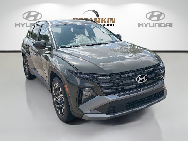 New 2026 Hyundai Tucson SEL Plus w/ Tow & Go Package FWD image 3