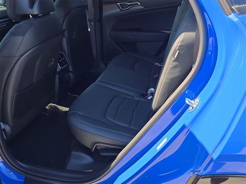 New 2026 Kia Sportage SX image 17