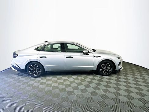 Used 2024 Hyundai Sonata SEL FWD image 9