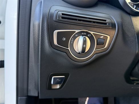 Certified 2022 Mercedes-Benz GLC 300 4MATIC image 25