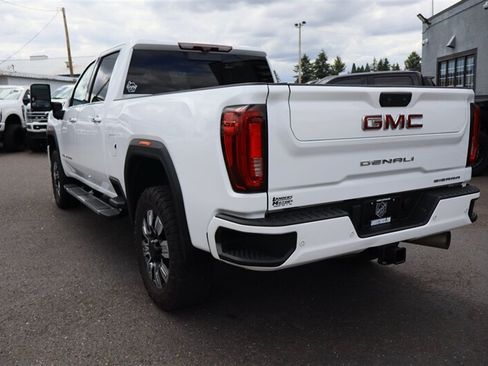 Used 2020 GMC Sierra 2500 Denali w/ Denali Ultimate Package AWD/4WD image 3