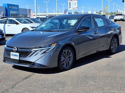 New 2026 Nissan Sentra SL w/ Floor Mat Package image 3