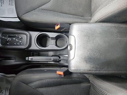 Used 2016 Jeep Wrangler Unlimited Sport image 23