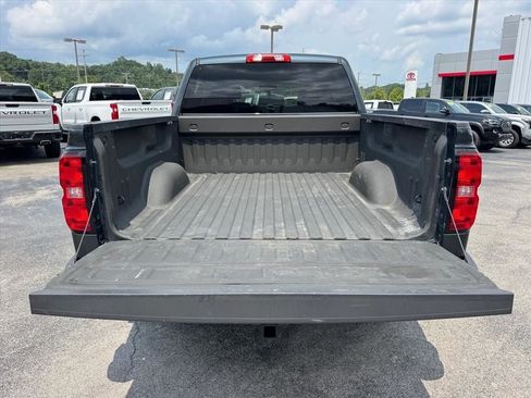 Used 2018 Chevrolet Silverado 1500 LT w/ All Star Edition AWD/4WD image 19