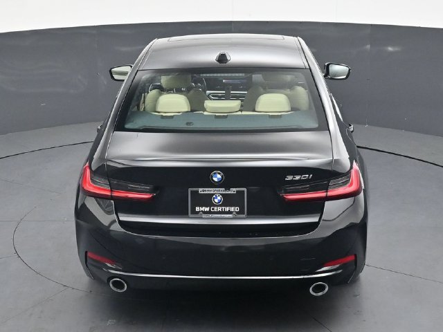 Used 2024 BMW 330i Sedan w/ Convenience Package RWD image 25