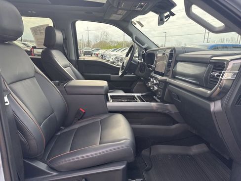 Used 2025 Ford F350 Lariat w/ Lariat Ultimate Package AWD/4WD image 41