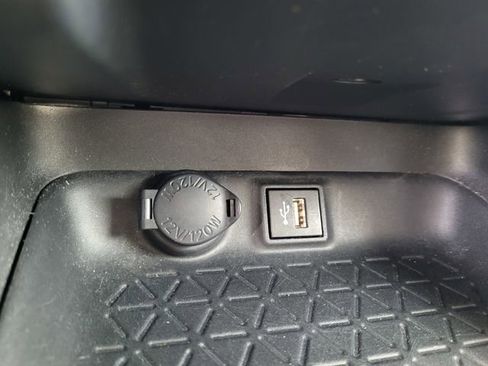 Used 2024 Toyota RAV4 LE image 17