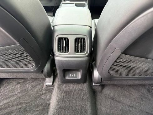 Used 2025 Hyundai Tucson Limited AWD/4WD image 25