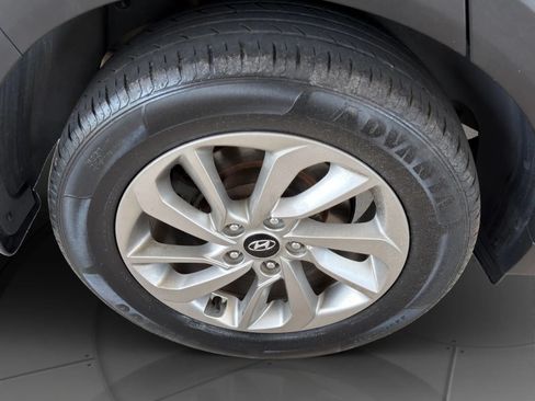 Used 2017 Hyundai Tucson SE w/ SE Popular Package 02 FWD image 21
