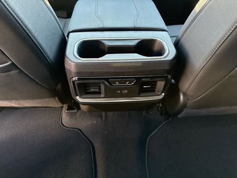 New 2026 GMC Sierra 2500 SLT w/ SLT Premium Package image 13