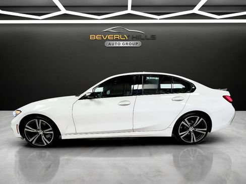 Used 2021 BMW 330i xDrive Sedan w/ M Sport Package AWD/4WD image 2