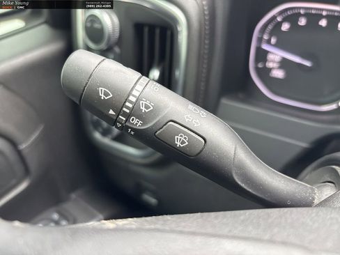 Used 2020 GMC Sierra 1500 Elevation image 21