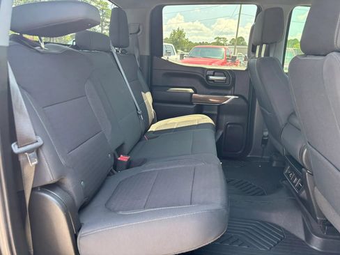 Used 2020 Chevrolet Silverado 1500 LT Trail Boss w/ Bed Protection Package AWD/4WD image 17