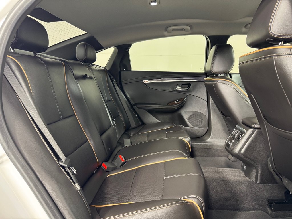 Used 2015 Chevrolet Impala LTZ FWD image 21