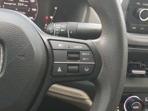 Used 2023 Honda Accord EX image 28