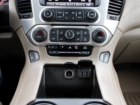 Used 2018 GMC Yukon SLT image 20