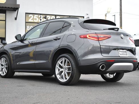 Used 2018 Alfa Romeo Stelvio Ti Sport image 11