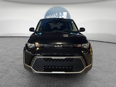 Certified 2023 Kia Soul S FWD image 9