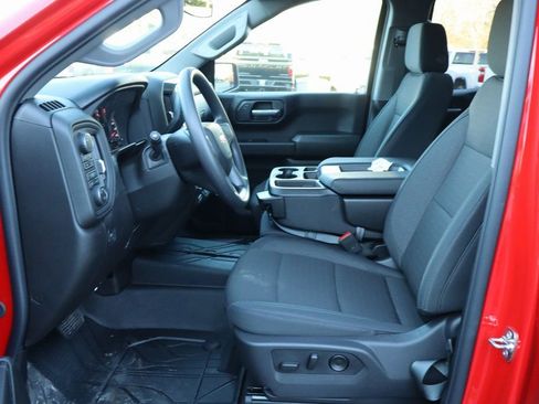 New 2026 Chevrolet Silverado 1500 Custom w/ Turbomax Blackout Package image 5