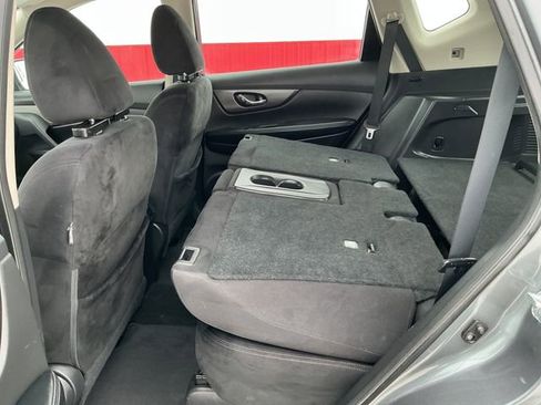 Used 2014 Nissan Rogue S image 36