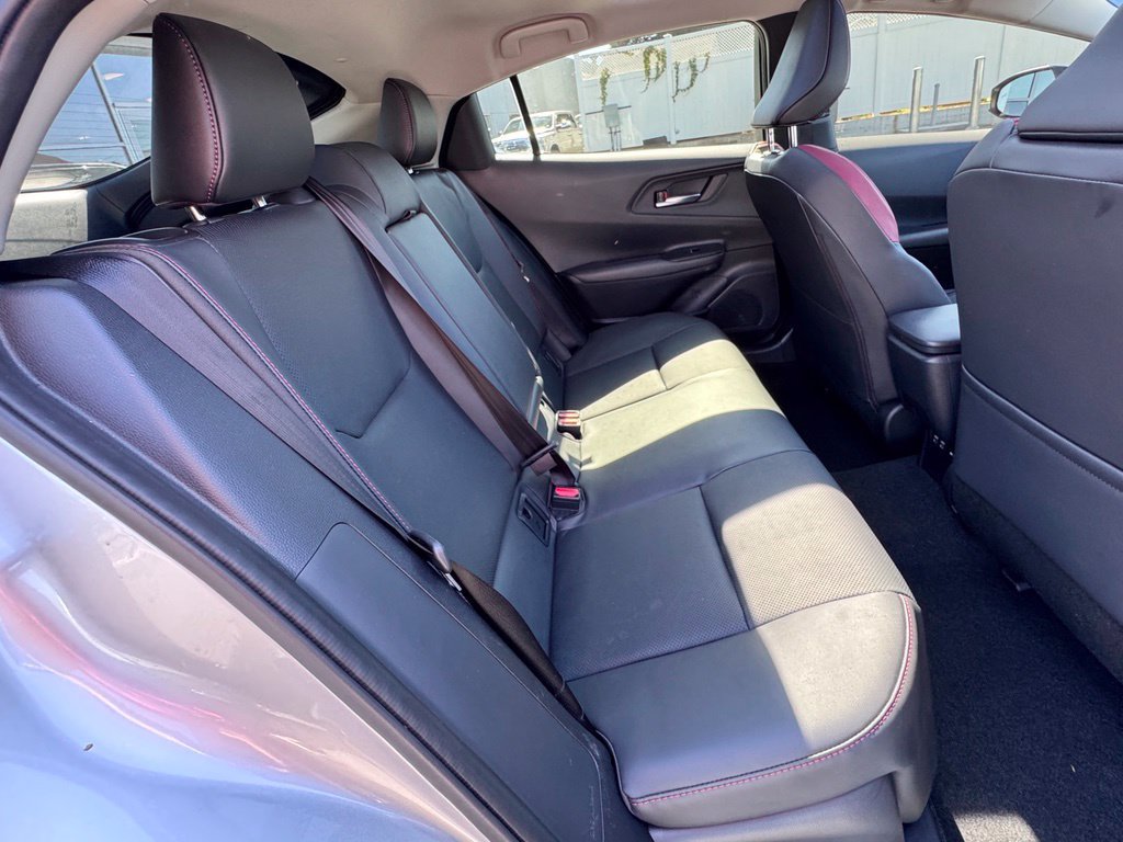 Used 2025 Toyota Prius Plug-In Hybrid FWD image 21