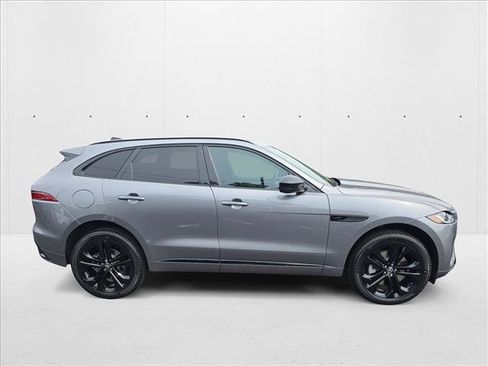 New 2026 Jaguar F-PACE R-Dynamic S image 4