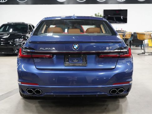 Used 2022 BMW ALPINA B7 xDrive w/ Luxury Rear Seating Package AWD/4WD image 4