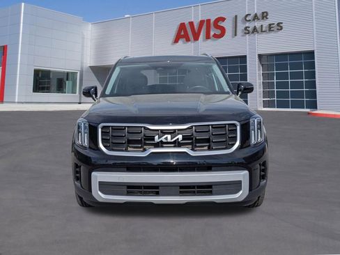 Used 2025 Kia Telluride S FWD image 2