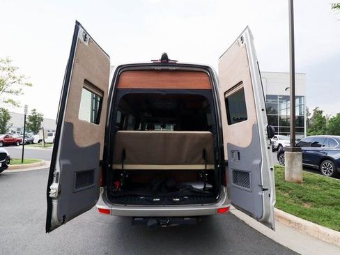 Used 2014 Mercedes-Benz Sprinter 3500 image 31