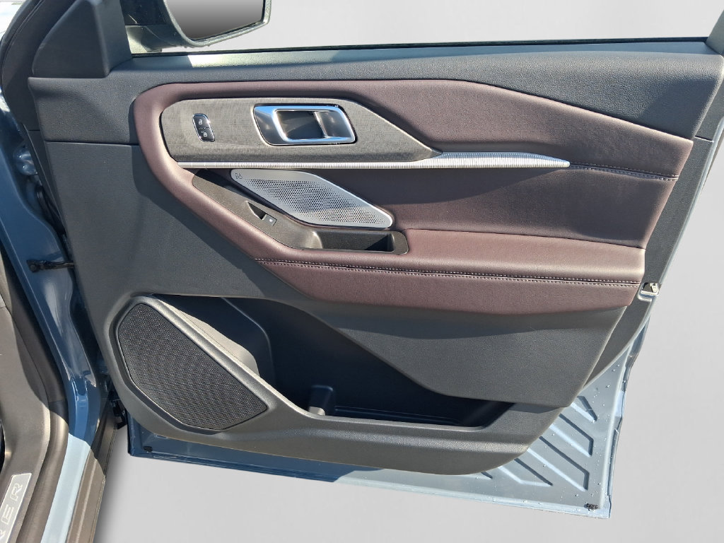 New 2027 Ford Explorer Platinum AWD/4WD image 21