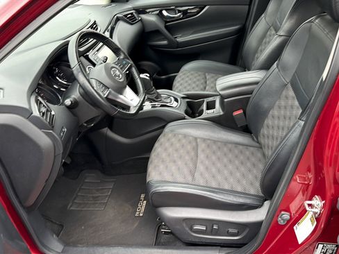 Used 2022 Nissan Rogue Sport SV w/ Technology Package AWD/4WD image 94